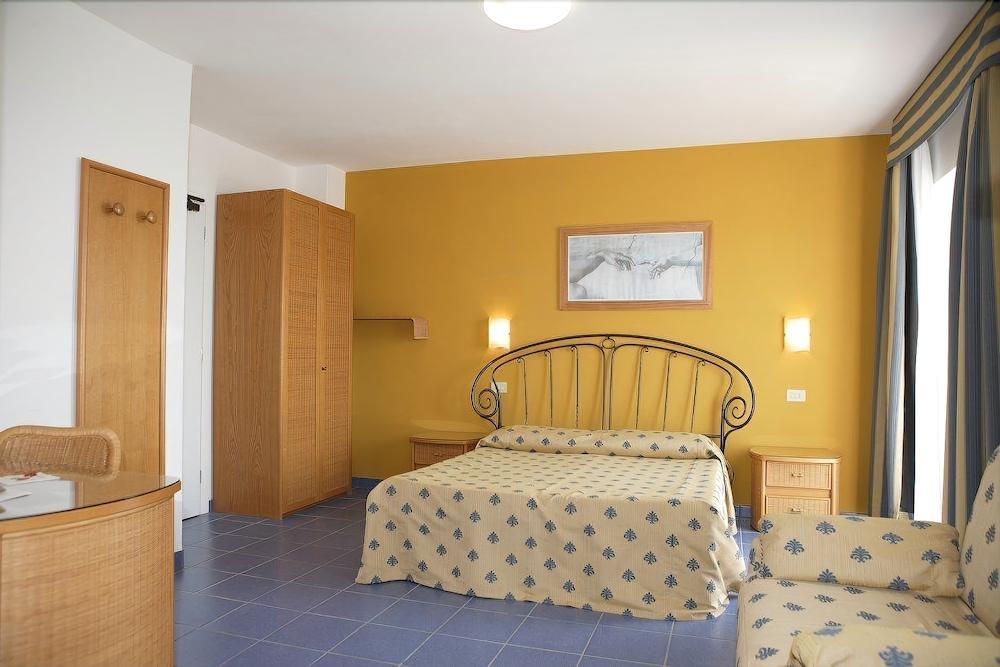 Hotel Garni' Serena Caorle Buitenkant foto