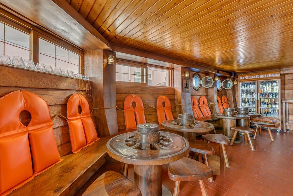 Hotel Garni' Serena Caorle Buitenkant foto