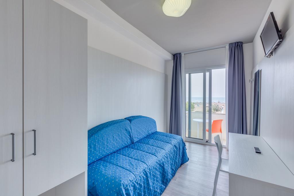 Hotel Garni' Serena Caorle Buitenkant foto