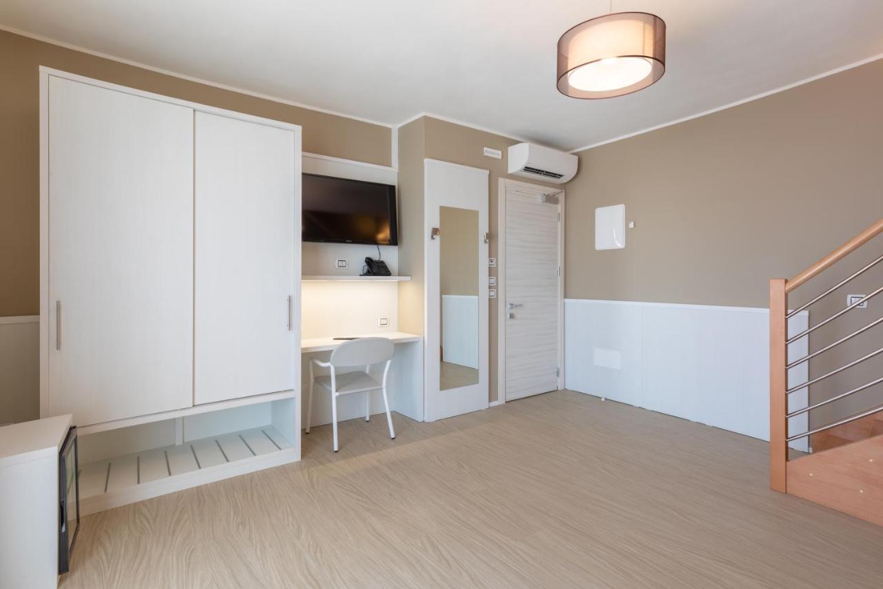 Hotel Garni' Serena Caorle Buitenkant foto