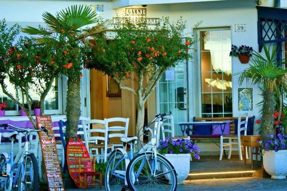 Hotel Garni' Serena Caorle Buitenkant foto
